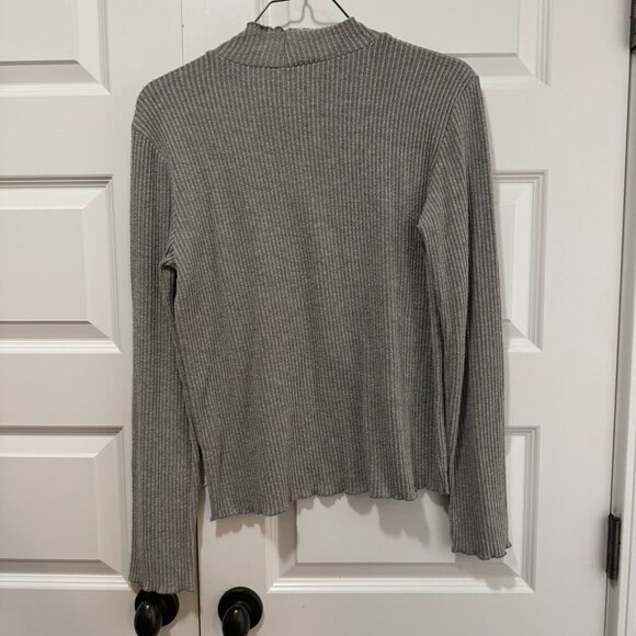 Ardene Ribbed Mock Neck Long Sleeve Top – Gray, Size XL - Picture 3 of 3